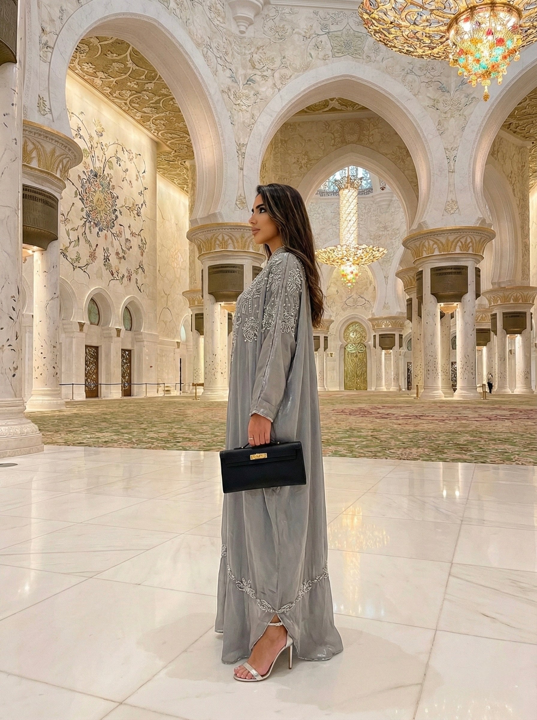 Noor Al-Fidda Abaya