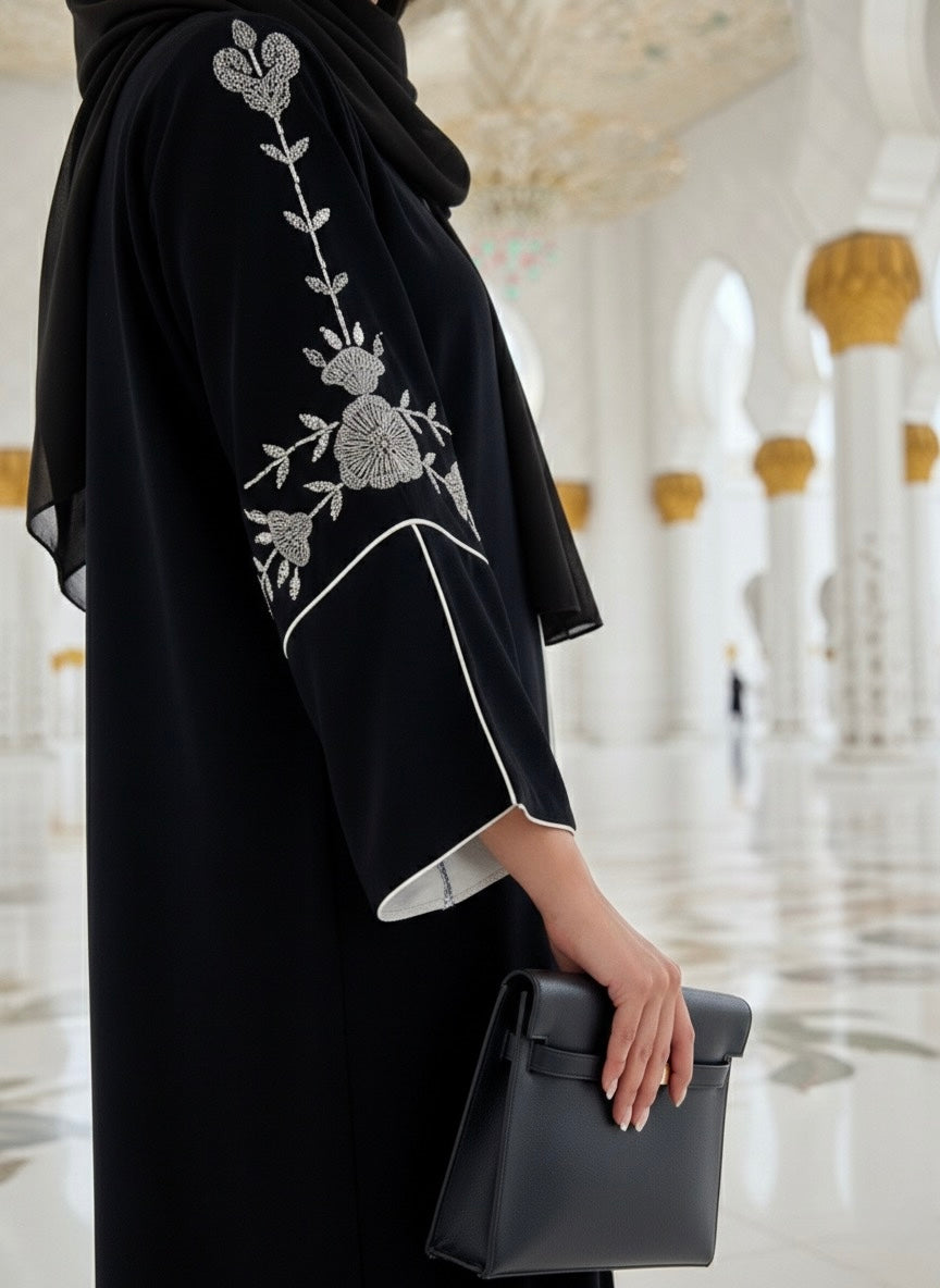 Zinah Al-Layl Abaya